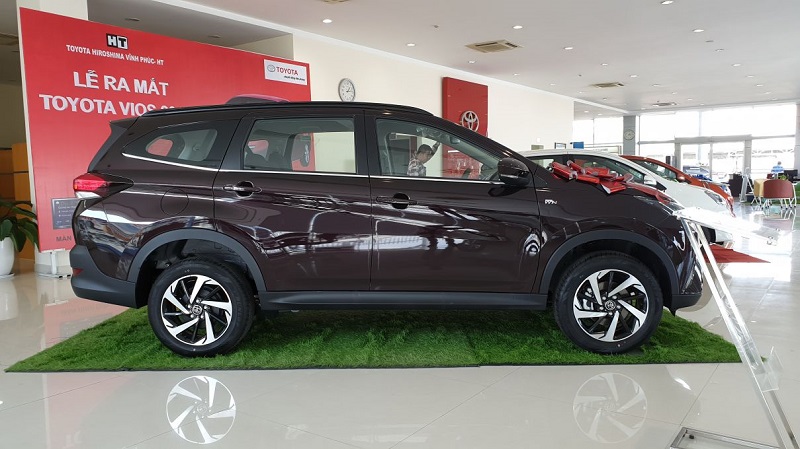 Có nên mua xe toyota Rush không?