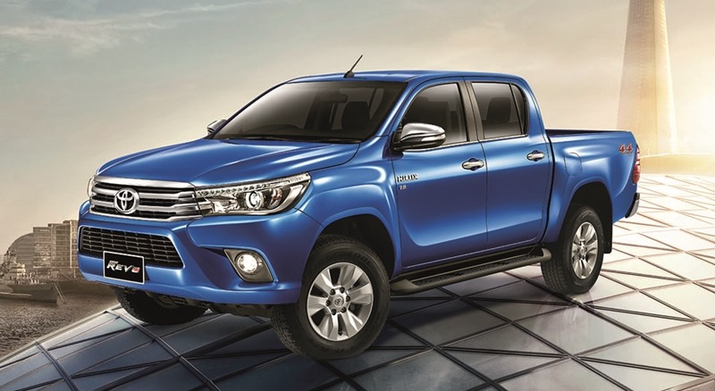Toyota Hilux 2016 được chào bán tại Việt Nam
