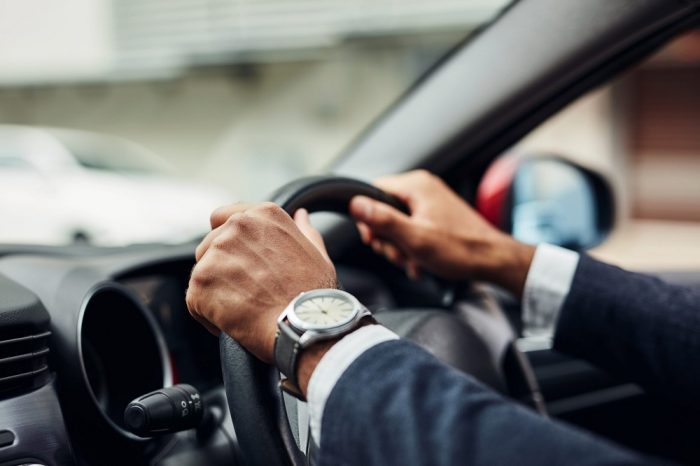 Cách xử lý khi xe bị kẹt chân ga đơn giản và an toàn nhất