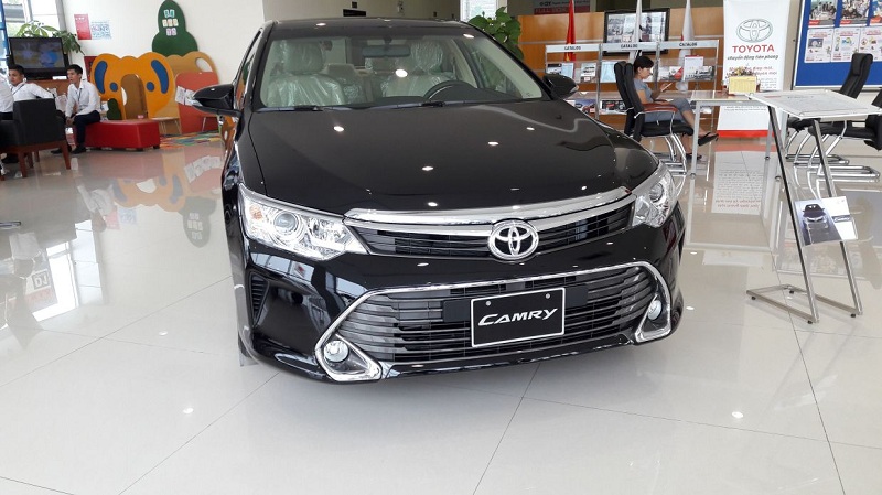 Giá xe Camry cũ bao nhiêu? Có nên mua xe Camry cũ không?