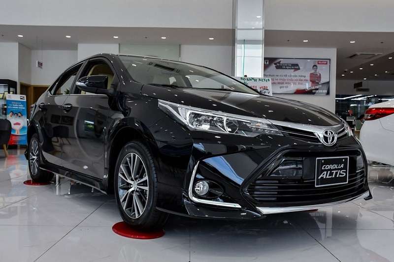 Đánh Giá Toyota Corolla Altis 1.8G Số Tự Động
