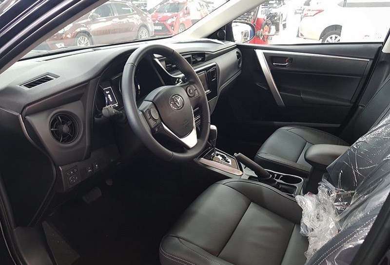 Đánh Giá Toyota Corolla Altis 1.8G Số Tự Động