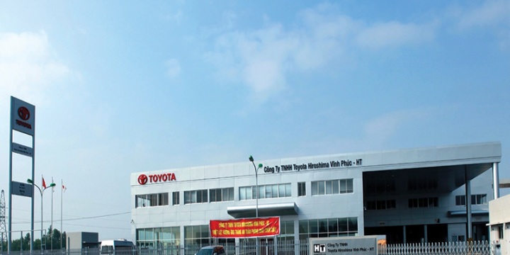 Mua xe Toyota Corolla Altis ở đâu uy tín?