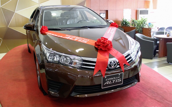 Mua xe Toyota Corolla Altis ở đâu uy tín?
