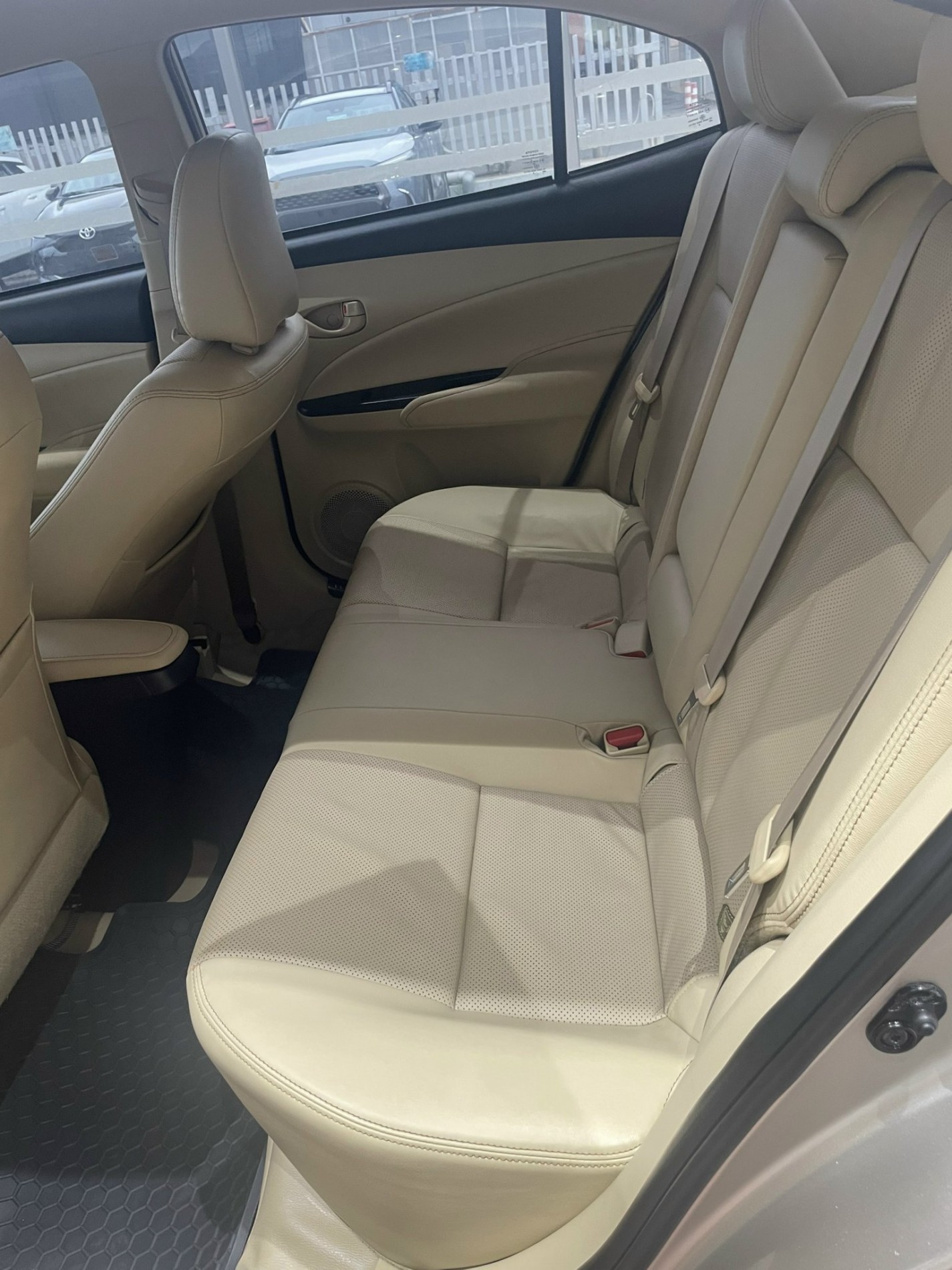 Xe Cũ Toyota Vios E CVT 2021