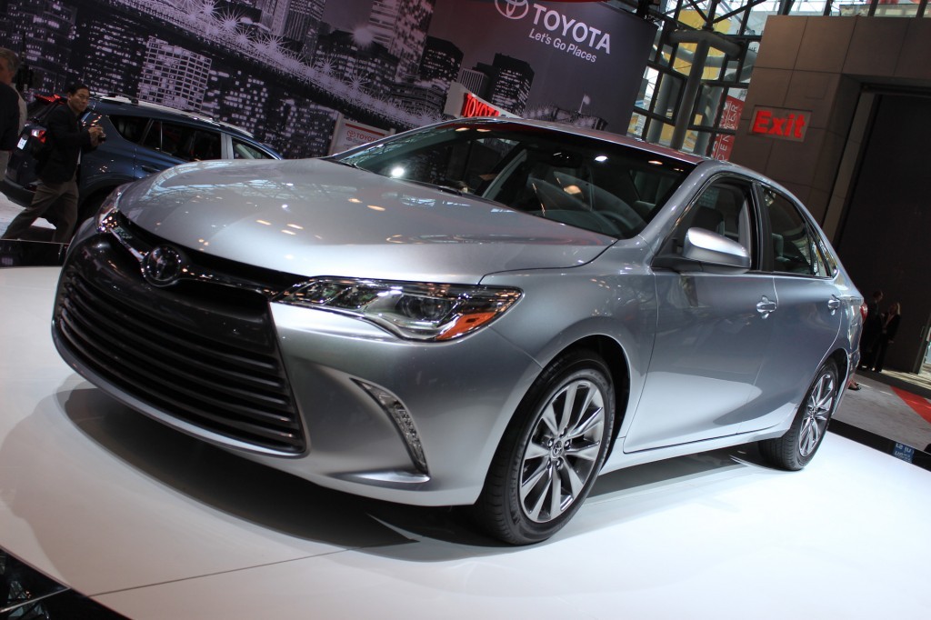 Toyota Camry tạo sức hút mạnh mẽ với 5 điểm mới nổi bật