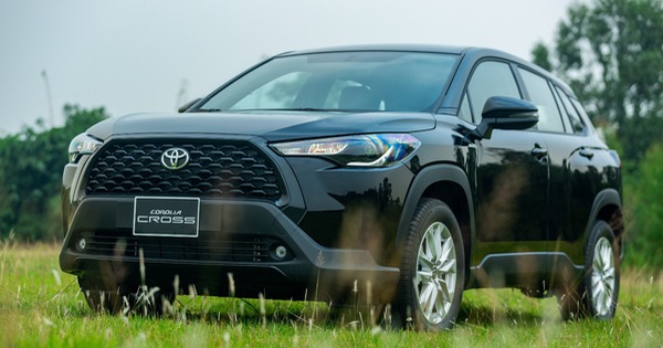 Toyota Corolla Cross G: Giá xe & Đánh giá thông số kỹ thuật