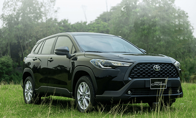 Đánh giá ưu điểm xe Toyota Cross màu đen