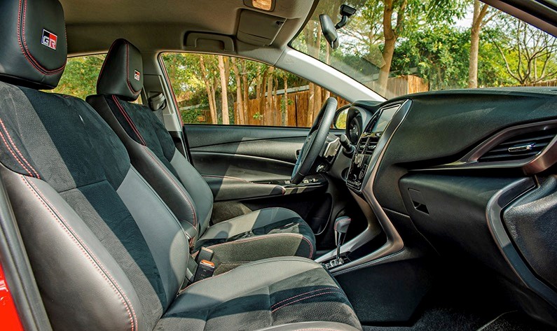 Đánh giá Toyota Vios GR-S 2022, điểm nhấn nổi bật về thiết kế lẫn tính năng