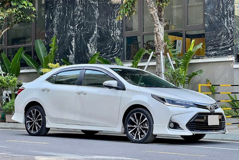 Kích thước xe Altis 2020