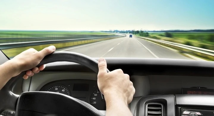 Cách sử dụng số cơ bản khi lái xe ô tô