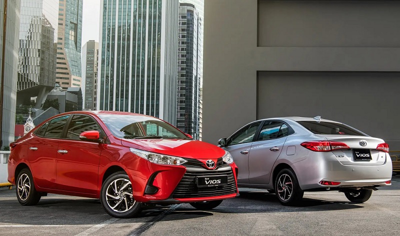 So sánh Toyota Vios và Mazda 3