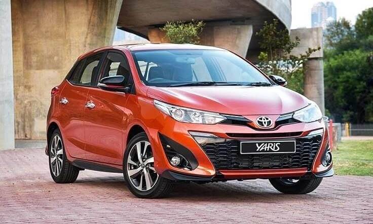 So sánh Toyota Yaris và Honda Jazz qua tiết kiệm nhiên liệu