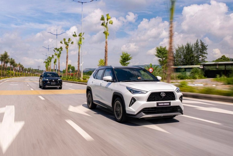 So sánh Yaris Cross và Corolla Cross qua động cơ vận hành