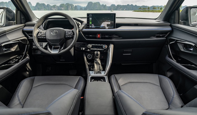 So sánh Toyota Yaris Cross và Honda HRV qua nội thất