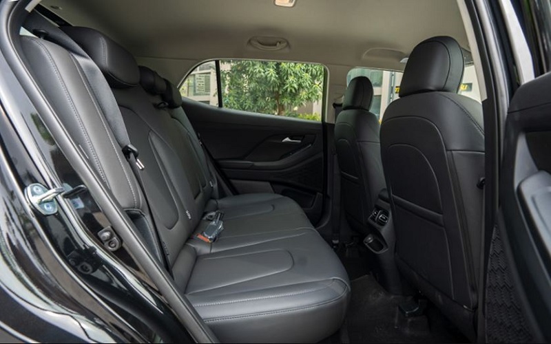 So sánh Toyota Yaris Cross và Hyundai Creta qua ghế ngồi