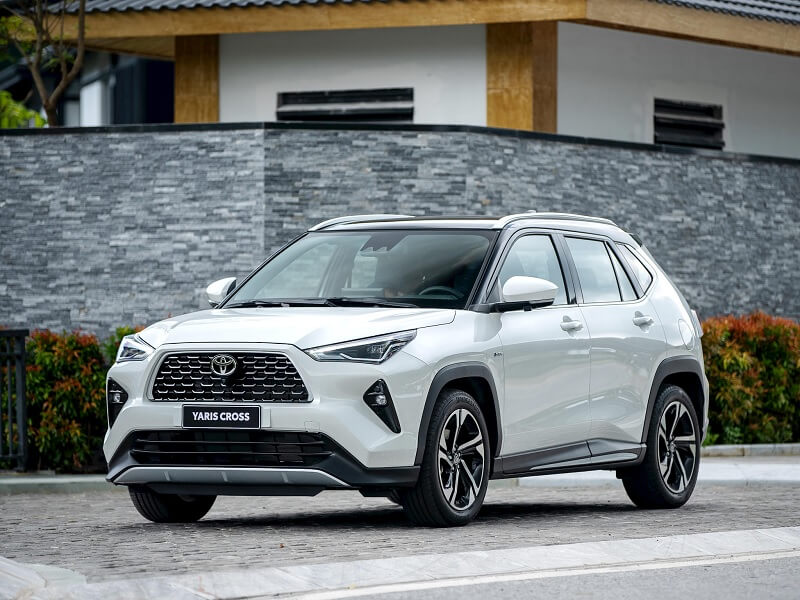 So sánh Toyota Veloz và Yaris Cross qua tiết kiệm năng lượng