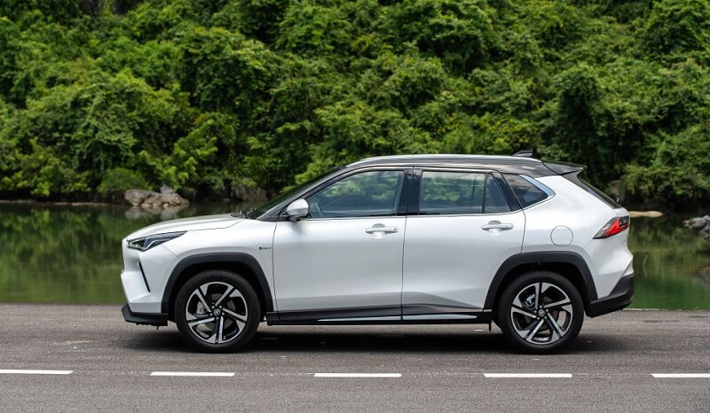 Nên mua Toyota Yaris Cross và Kia Sonet hiện nay?