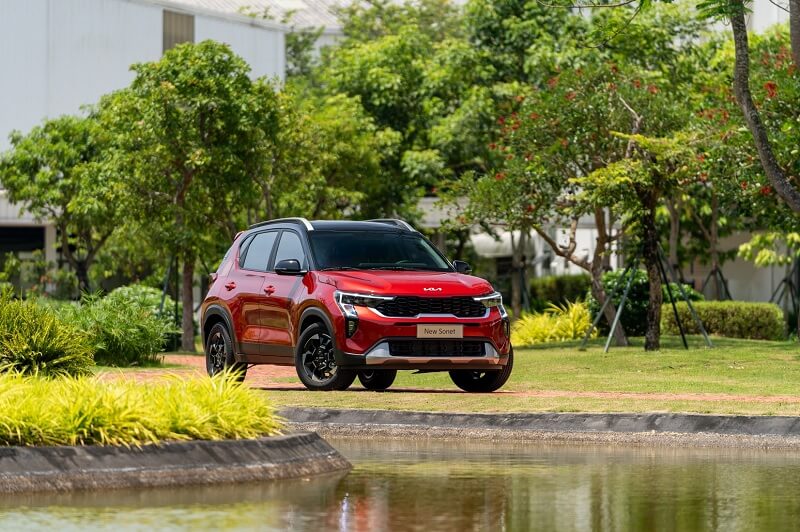 So sánh Toyota Yaris Cross và Kia Sonet chi tiết qua tiết kiệm nhiên liệu