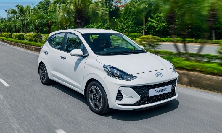 So sánh Toyota Raize và Hyundai i10 qua hệ thống an toàn
