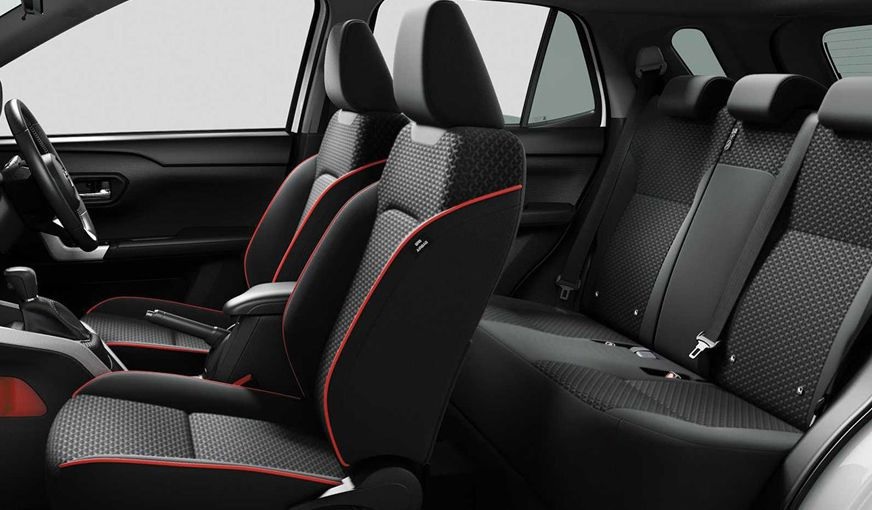 So sánh Toyota Raize và Hyundai Creta qua ghế ngồi