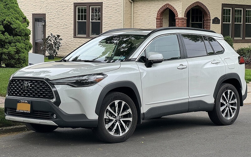 Đánh giá Corolla Cross chi tiết qua giá bán