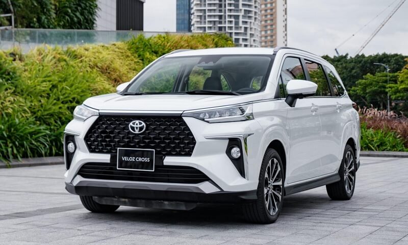 Đánh giá Toyota Cross 7 chỗ