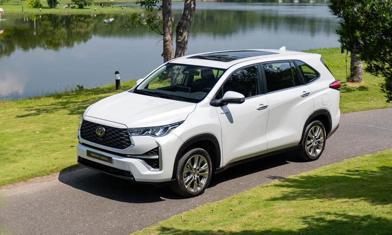 Đối tượng phù hợp sử dụng Toyota Cross 7 chỗ