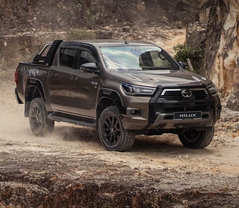 Có nên mua xe bán tải Hilux?
