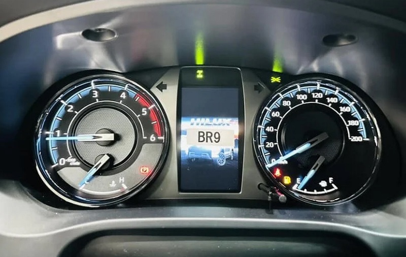 Đánh giá Toyota Hilux 2025 qua nội thất