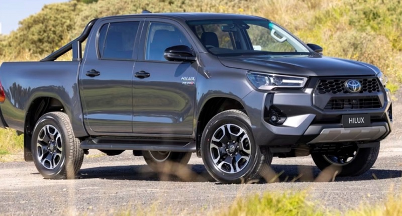 Đánh giá Toyota Hilux 2025 qua vận hành tối ưu