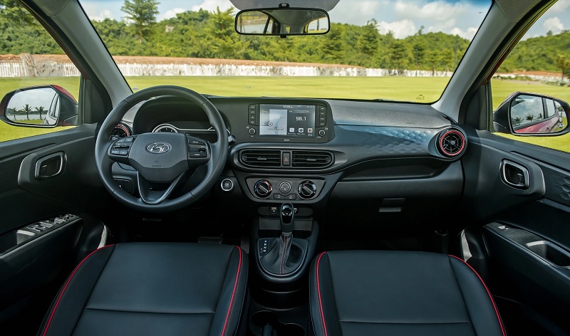 So sánh Toyota wigo và Hyundai Grand i10 qua trang bị tiện ích