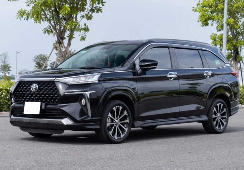 So sánh Veloz Cross và Corolla Cross qua ngoại thất