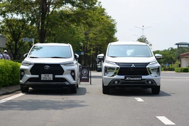 So sánh Toyota Veloz Cross và Mitsubishi Xpander qua tiết kiệm nhiên liệu