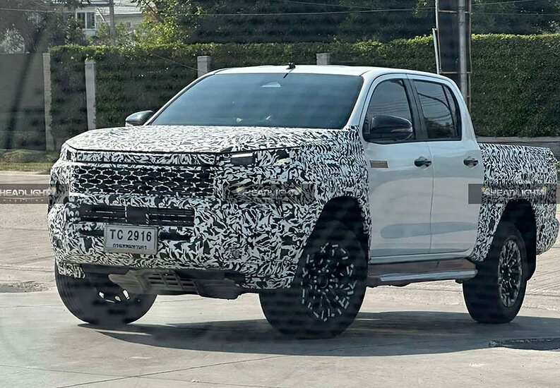 Đánh giá xe bán tải Toyota Hilux 2026 qua động cơ hiệu suất