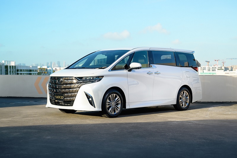 So sánh Toyota Alphard và Lexus LM qua hệ thống an toàn
