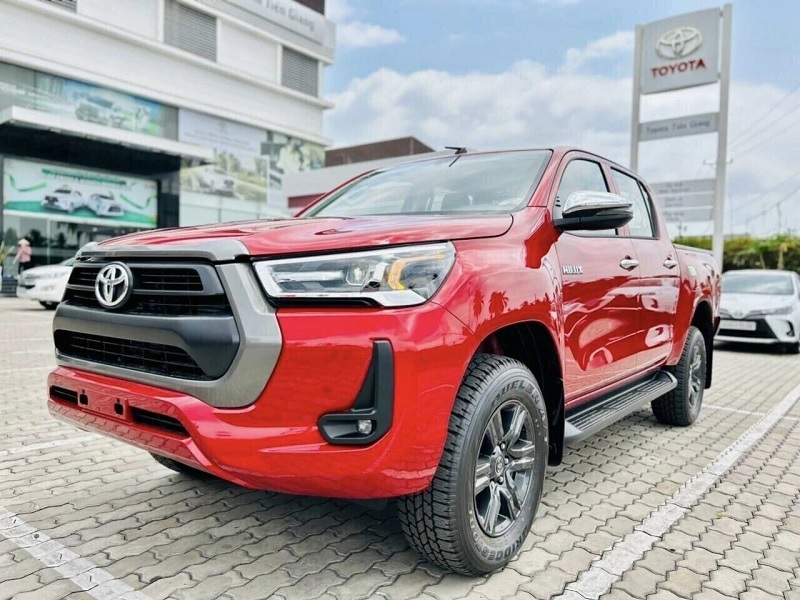 Màu sắc xe hilux hợp với mệnh Hỏa