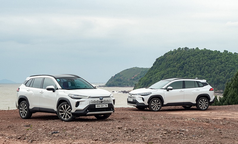 Nên mua Toyota Vios hay Toyota Corolla Cross?