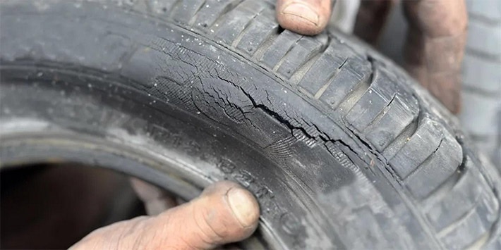 Dấu hiệu nhận biết cần thay lốp cho Vios