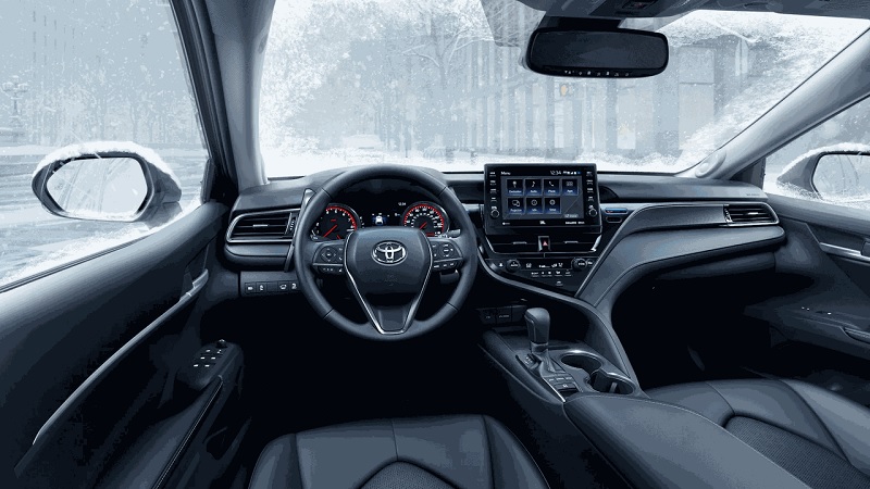 So sánh Toyota Vios và Toyota Camry qua khoang lái