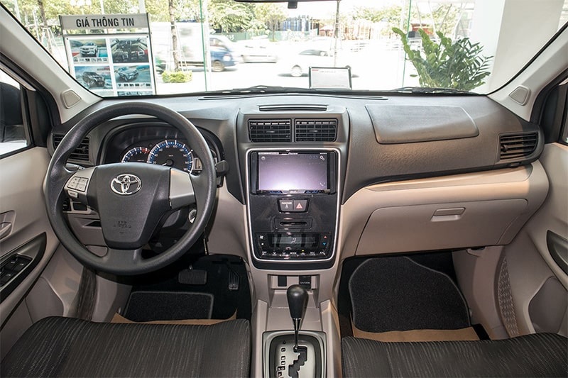 So sánh Toyota Yaris Cross và Toyota Avanza qua trang bị tiện ích
