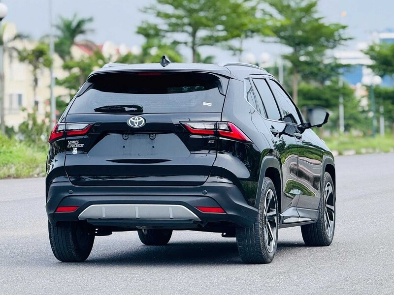 So sánh Toyota Yaris Cross và Toyota Innova qua tiết kiệm nhiên liệu