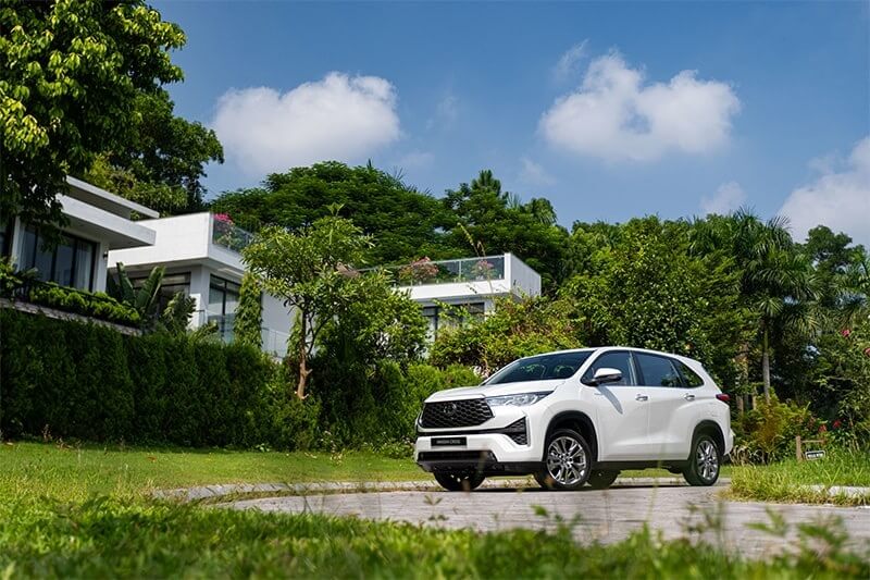 So sánh Toyota Yaris Cross và Toyota Innova qua chi phí bảo dưỡng