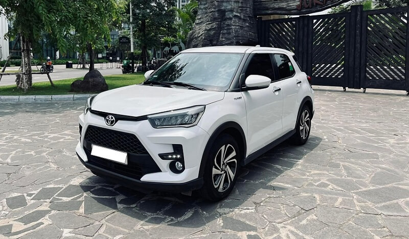 So sánh Toyota Raize và Toyota Veloz Cross qua tiêu thụ nhiên liệu