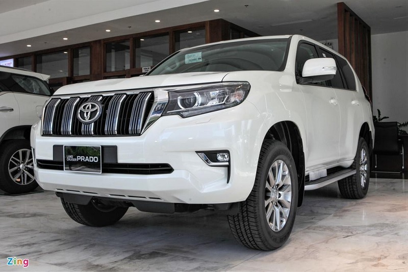 So sánh Toyota Yaris Cross và Toyota Prado qua hiệu năng và vận hành