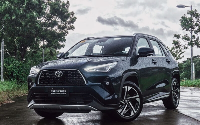 So sánh Toyota Yaris Cross và Toyota Prado qua an toàn và công nghệ hỗ trợ lái