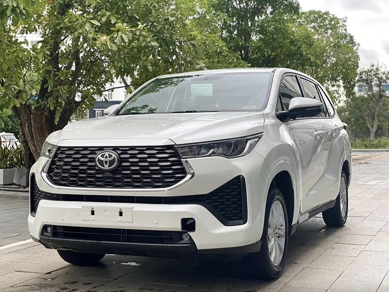 So sánh Toyota Avanza và Toyota Innova qua khả năng tiết kiệm nhiên liệu