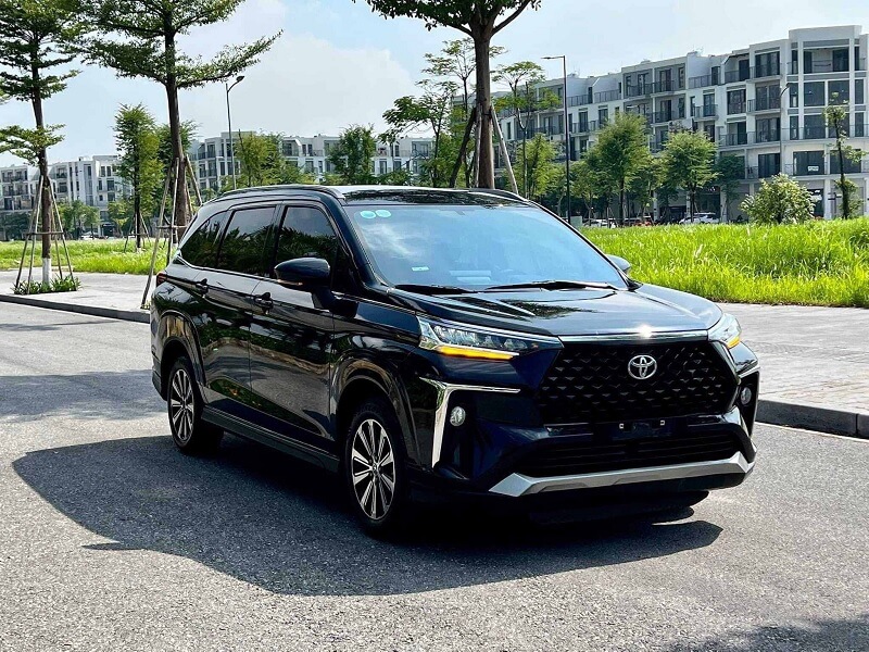 So sánh Toyota Veloz Cross và Toyota Fortuner qua khung gầm và động cơ khả năng vận hành